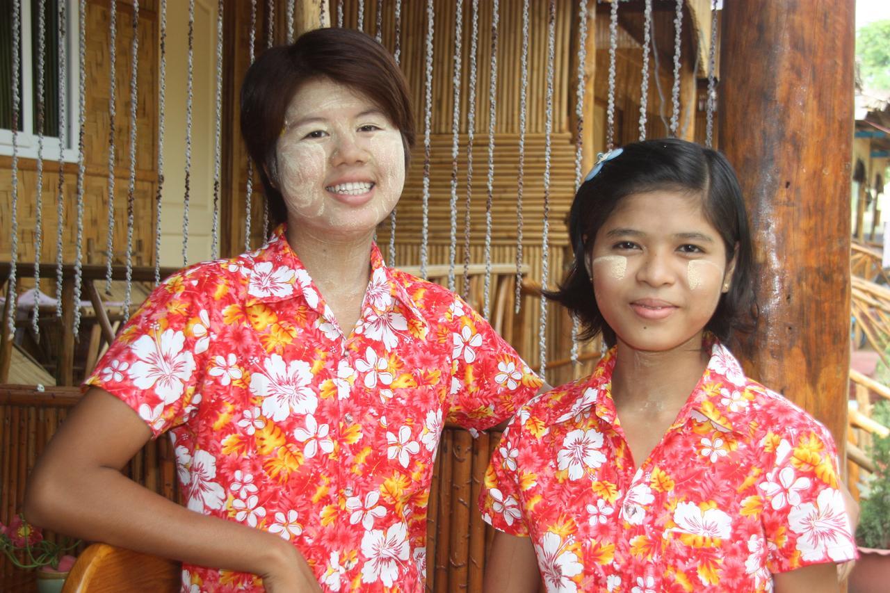 Soe Ko Ko Beach House & Restaurant Ngwesaung Exteriör bild