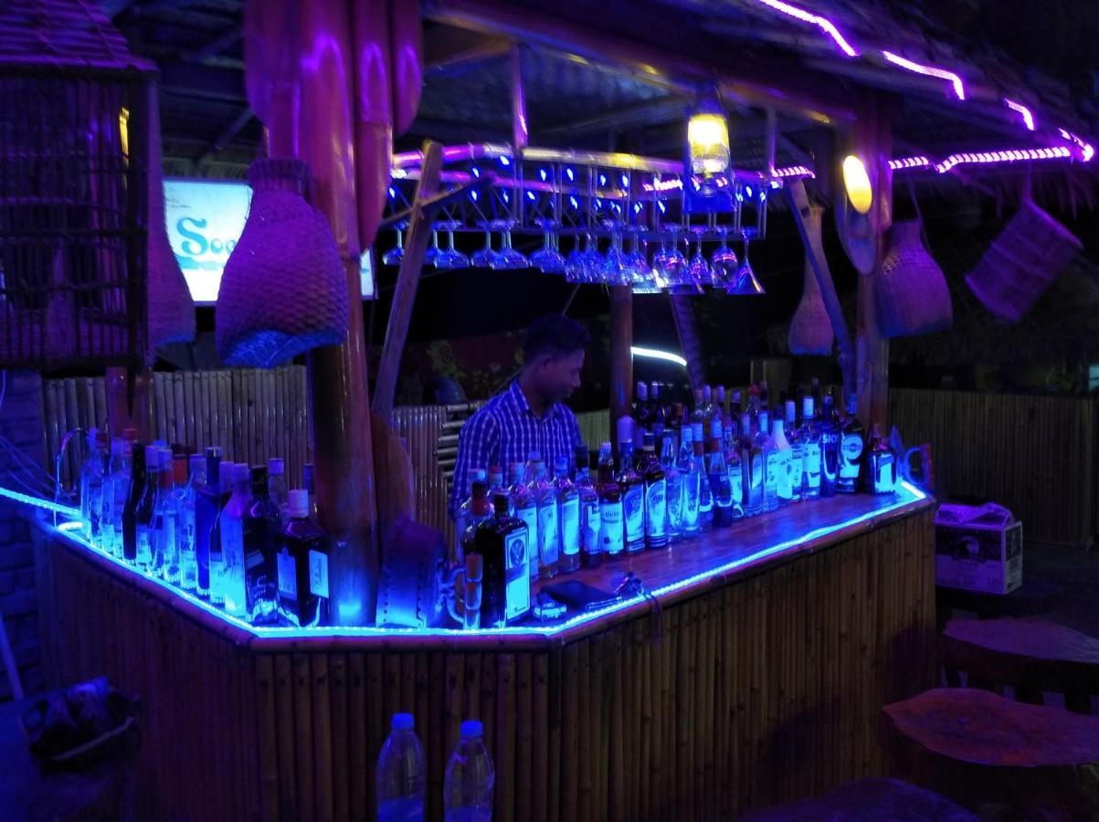 Soe Ko Ko Beach House & Restaurant Ngwesaung Exteriör bild